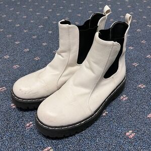 Sincerely Jules Hippie White Pebbled Chelsea Lug Sole Boots Leather Womens 8M